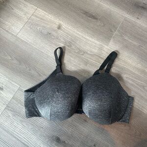 Cacique Invisible Backsmoother Boost Plunge Bra in Grey size 44D